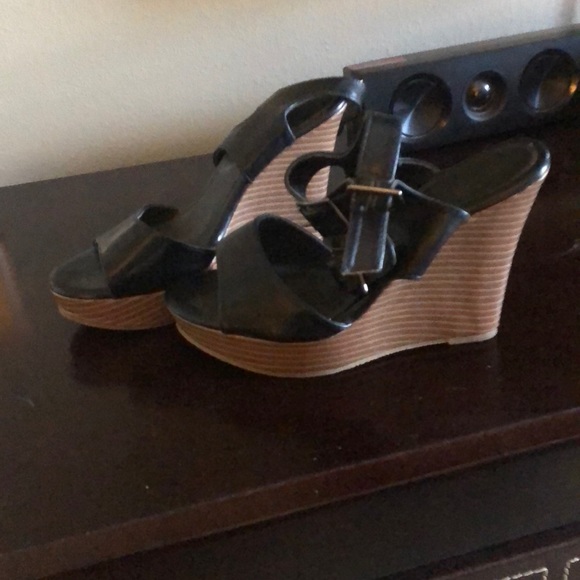 Moving - Picture 2 of 2